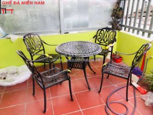 Bàn ghế nhôm đúc ngoài trời