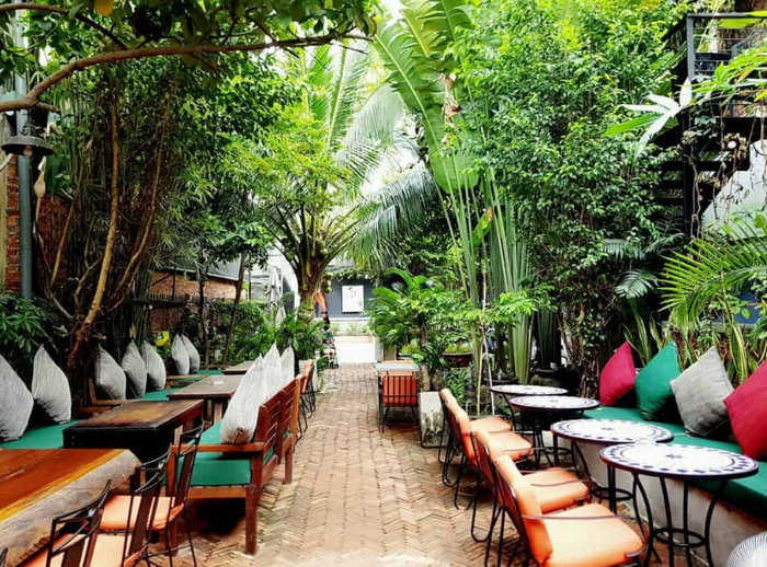 Bàn ghế ngoài trời và các mẫu bàn ghế ngoài trời đẹp 8 ban-ghe-ngoai-troi (2)